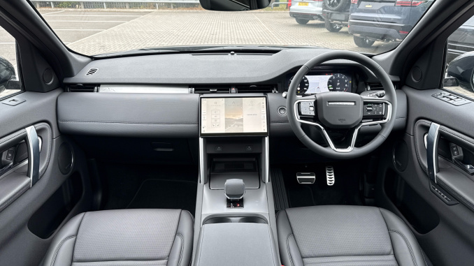 Land Rover Discovery Sport 1.5 P270e Landmark 5dr Auto [5 Seat] Station Wagon - Image 9